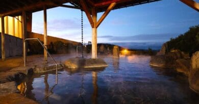 Nukumori no Sato Onsen in Toyama’s rolling hills.